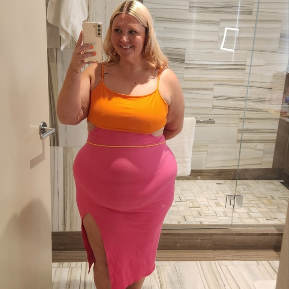 Meet your Posher, Lisa - Picture 2 of 2